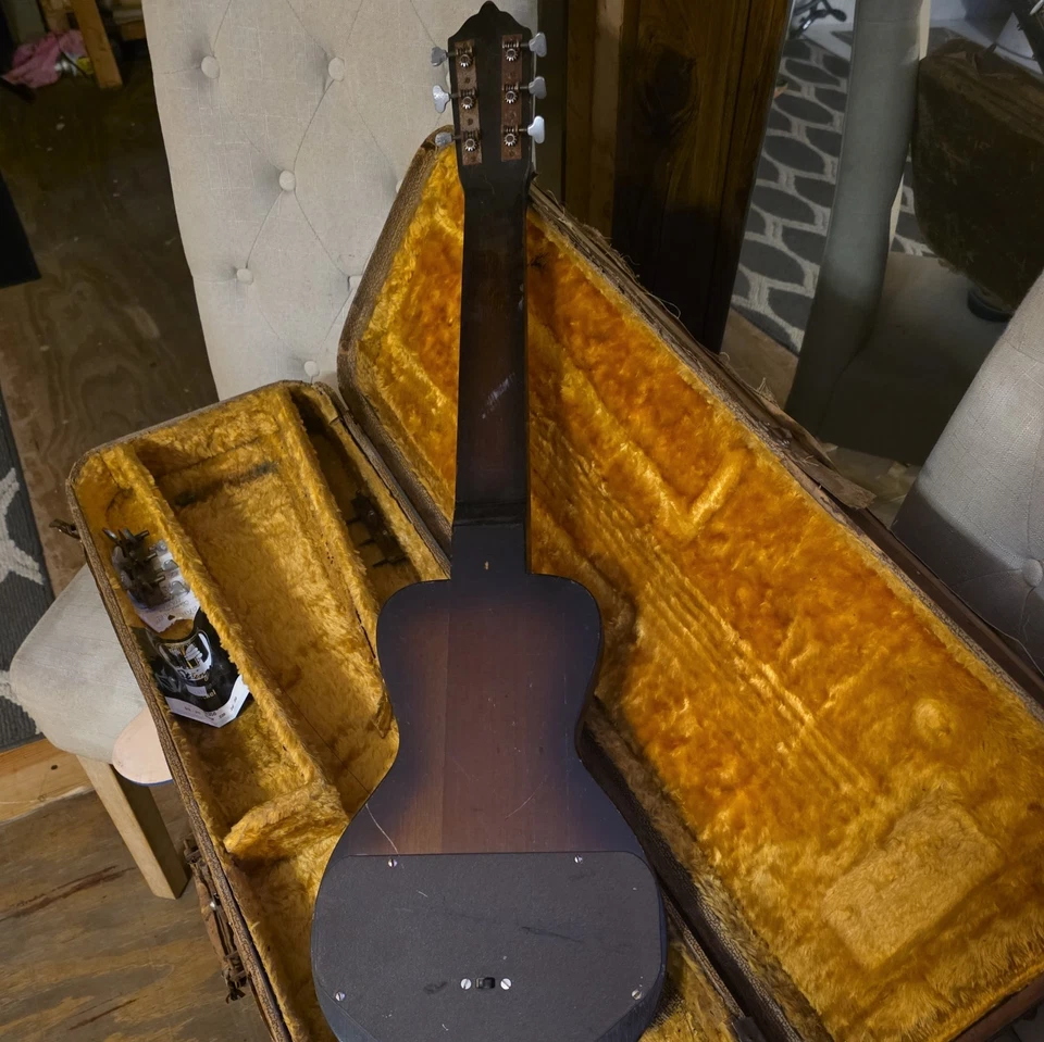 Vintage 1940’s OAHU Diana Deluxe Lap Steel Guitar & Case - Image 3 of 4