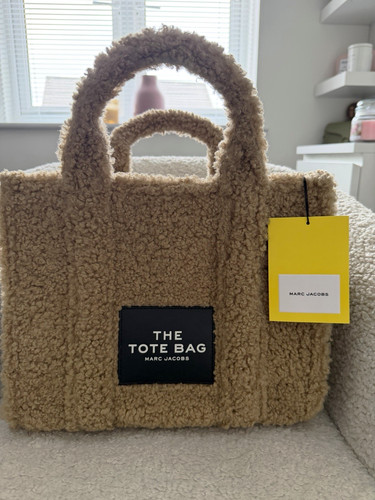 Marc Jacobs The Medium Tote Bag Beige Sherpa Shearling Zip Tote