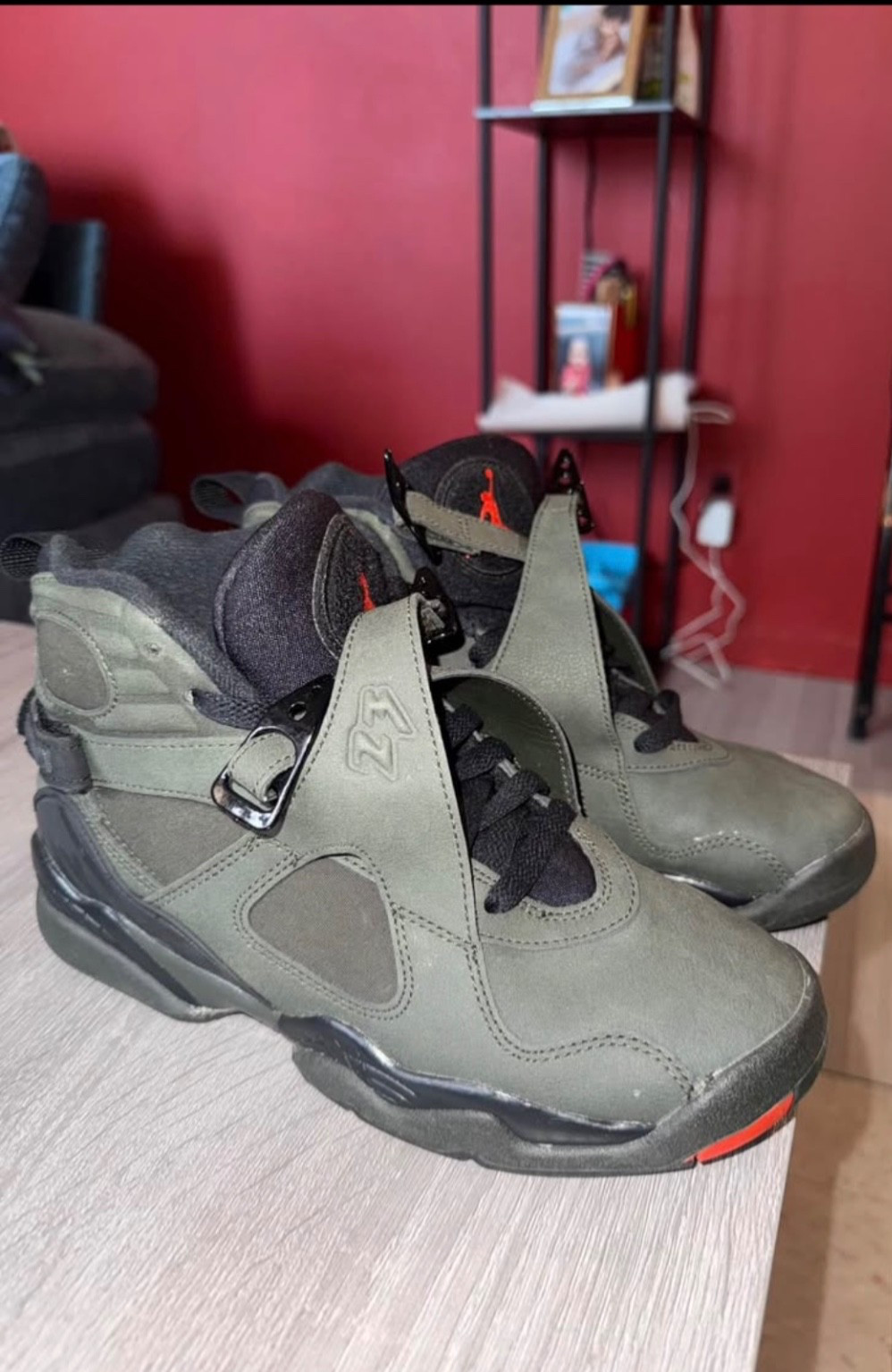 Jordan 8 Retros Boys Grade School Size 5