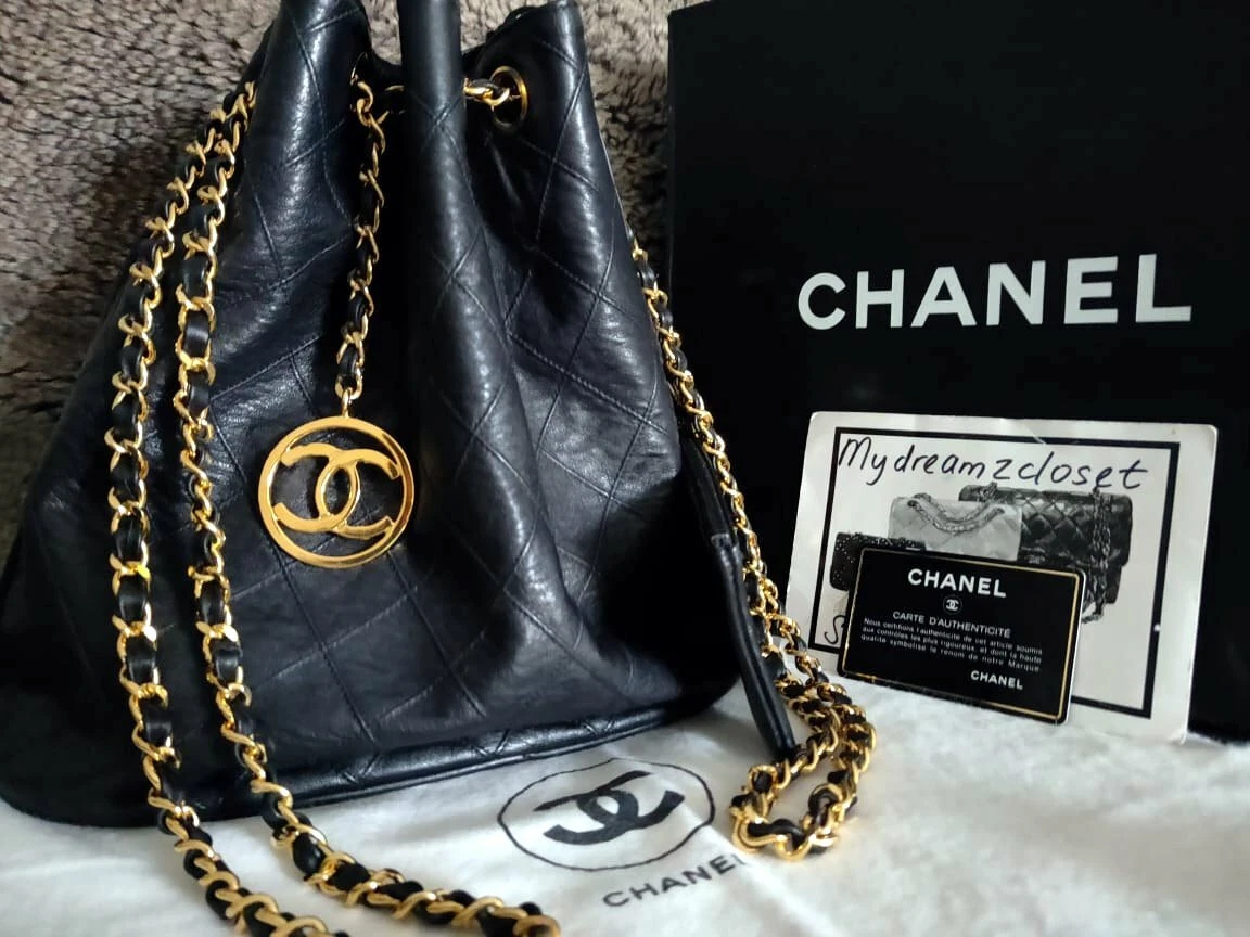 Lot - Vintage Chanel Black Quilted Bag w/ Chain Strap Box