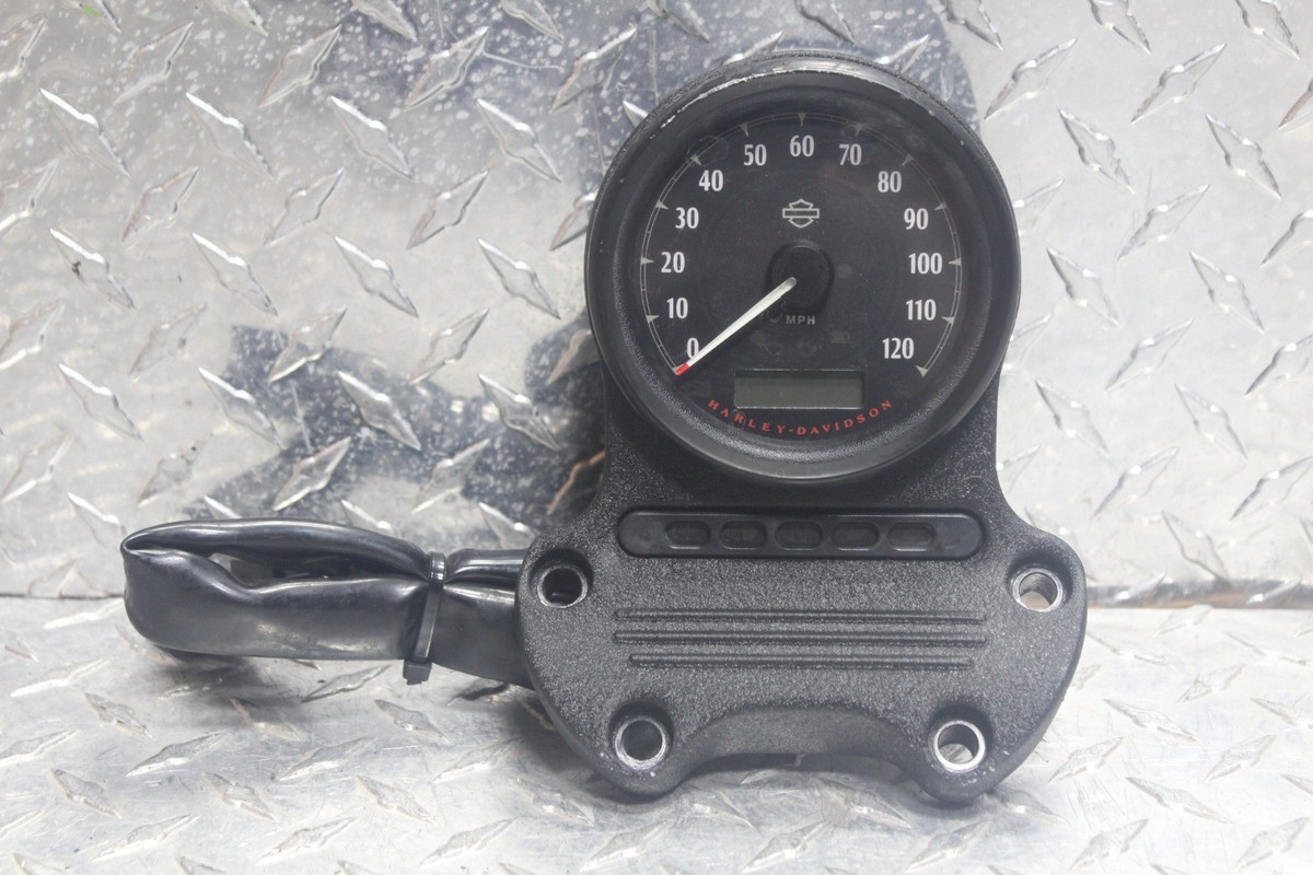 Harley Davidson 2014-2018 Sportster XL Speedometer 70900215A 0263