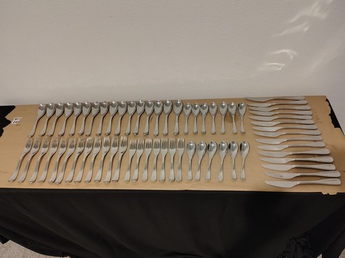 63pc Cuisinart FLUME Wavy Glossy Stainless Flatware w/ Spoons, Forks, Knives