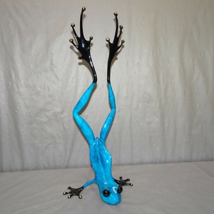 Frogman 1992 Tim Cotterill 14 5 Bronze Art Show Off Frog Sculpture 23 2500 Ebay Frogman 1992 Tim Cotterill 14 5 Bronze Art Show Off Frog Sculpture 23 2500 Ebay