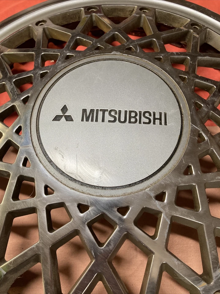 Tapacubos 1984 1985 1986 1987 1988 Mitsubishi Tredia Cubierta Rueda 13" Tapa Diseño Web Foto 2 de 4