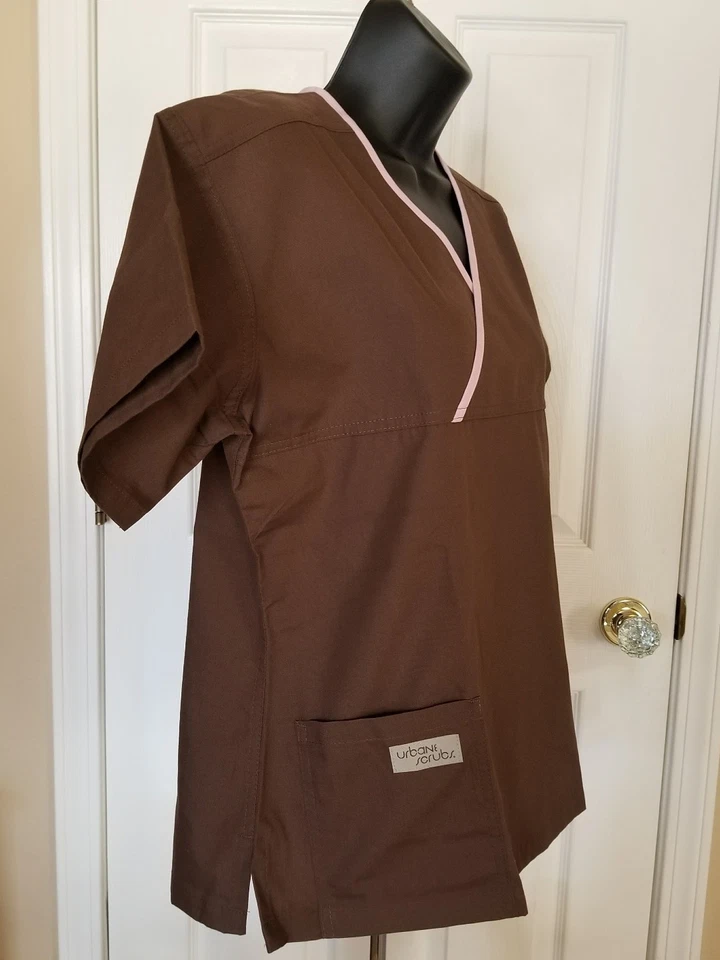 Blusa Médica URBANE NUEVA CON ETIQUETAS, Estilo 9501, Talla Pequeña Foto 2 de 4