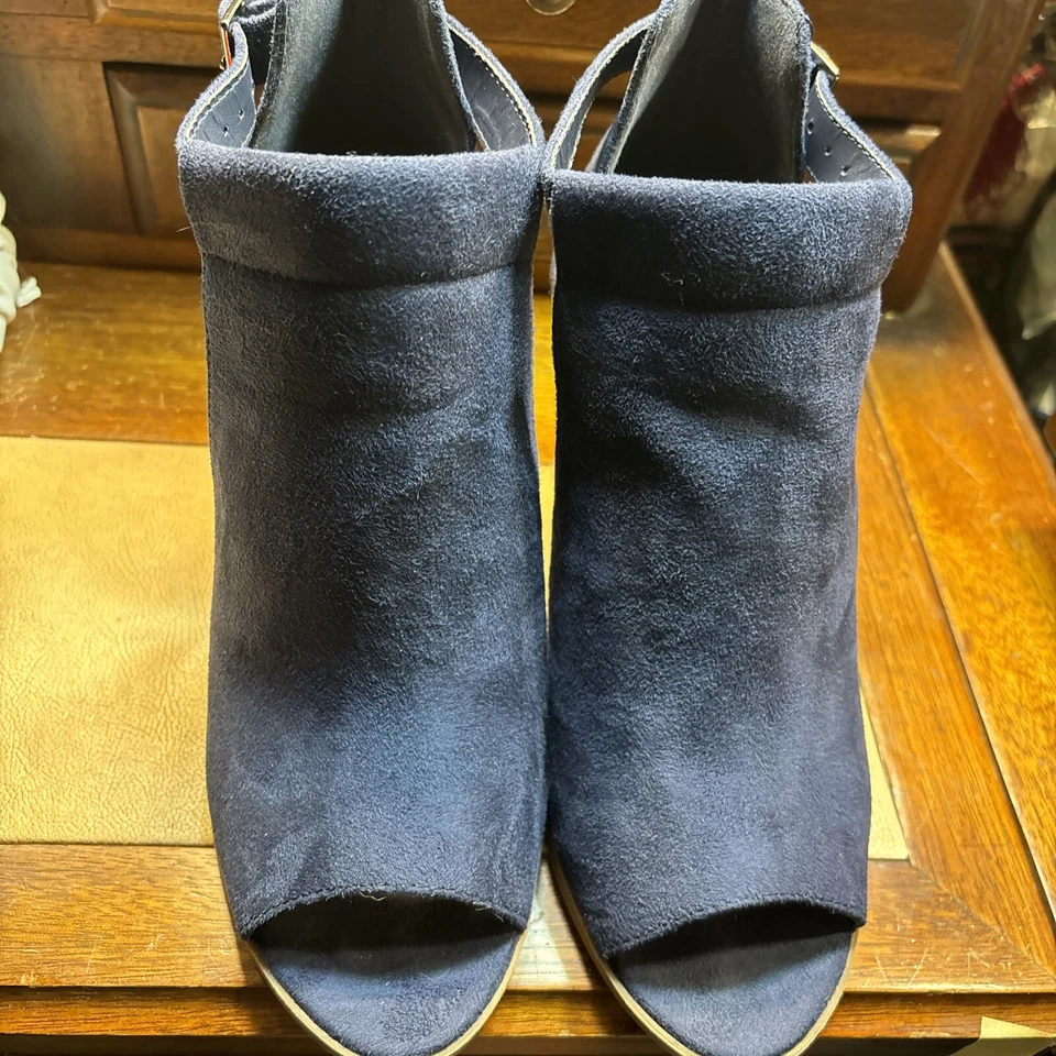 Soda Women Suede Open Toe Bootie style Block 3.5”Heels Shoes size 8 Cheeky Cute! - Image 4 of 4