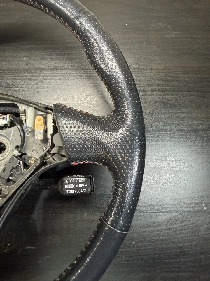 Toyota Corolla Matrix MR2 MK4 2001 Supra Celica GT S OEM volante rojo Foto 2 de 4