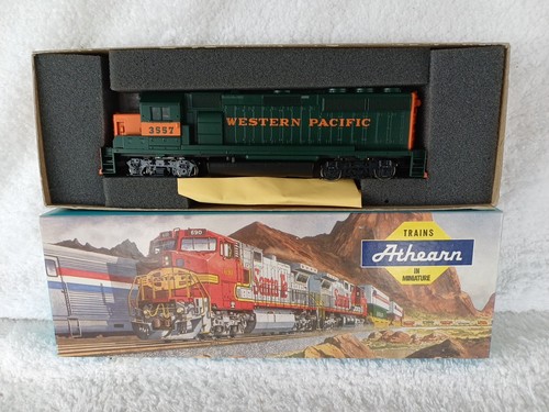 Athearn Spur HO 4719 Diesellok Typ GP40-2 Nr.3557 Western Pacific  | Zustand: Used