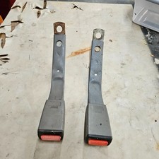 84-88 1986 Pontiac Fiero Seat Belt Buckles Grey Gm 84-88 1986 Pontiac Fiero Seat Belt Buckles Grey Gm