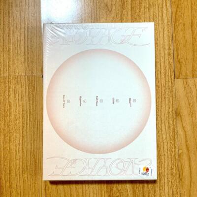 SIGNED] VIVIZ VOYAGE USA HELLO82 EXCLUSIVE POB PHOTOCARD ALBUM