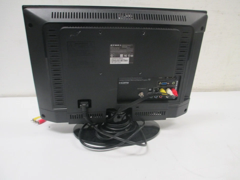 Dynex DX-19L150A11 19" 720P HD LCD TV W/ cords - Image 3 of 4