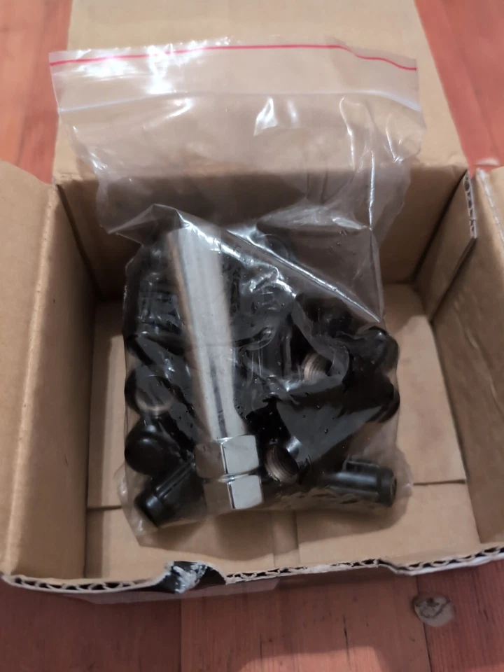 Kit de tuercas negras de 6 líneas; 1/2 pulgada x 20; juego de 20, 1979-2014 Ford Mustang TODOS Foto 2 de 3