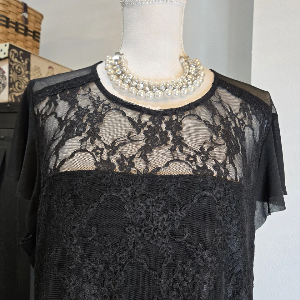 Torrid Solid Black Lace  yoke  Neck Babydoll Tiered Layered Top size 1x. 50 - Image 2 of 4