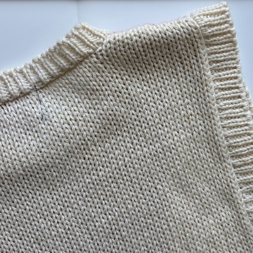 Vintage 80s Radishes & Roses Wool Blend Knit Sweater Vest Women Small Pastel Art - Picture 9 of 9