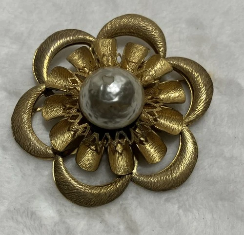 Vintage Miriam Haskell Brushed Gold Faux Pearl Flower Brooch