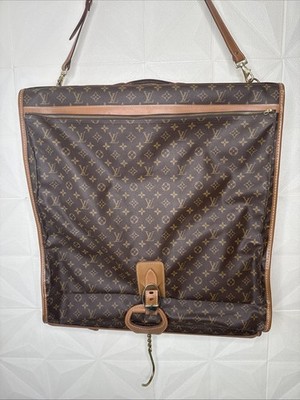 LOUIS VUITTON ガーメント　衣装カバー LOUIS VUITTON Garment Bag , LV Monogram Portable Dome Garment