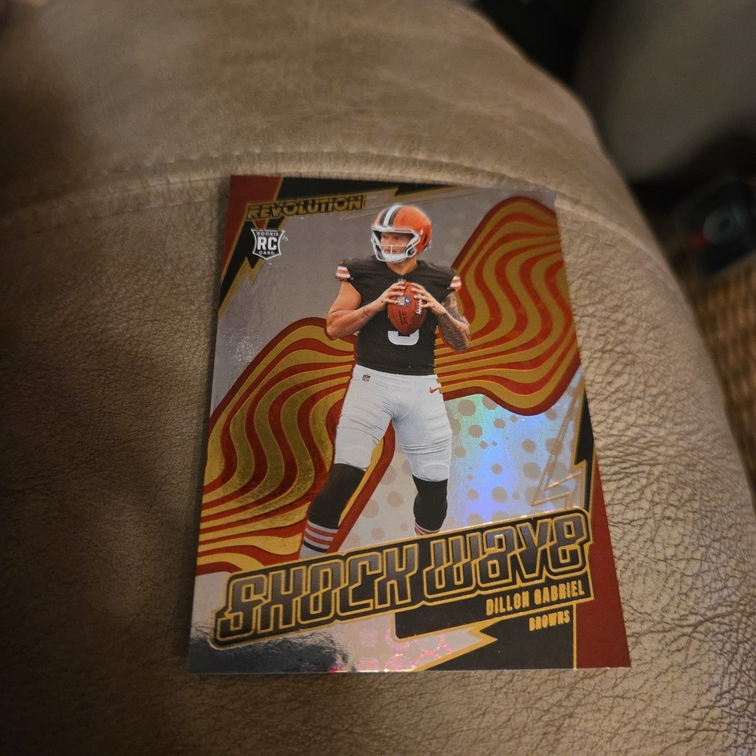 2025 Panini Football Revolution Dillon Gabriel Shock Wave #3 RC Cleveland Browns