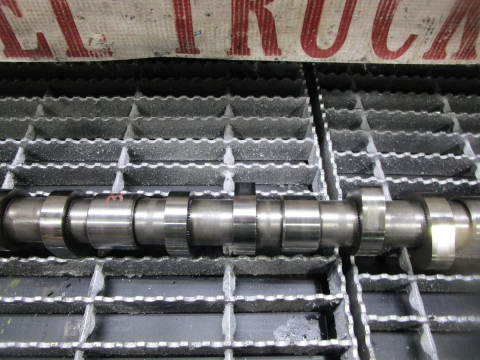 Árbol de levas y engranaje de motor diésel Isuzu 6HK1 1998-2004 FABRICANTE DE EQUIPOS ORIGINALES FUNDIDO # D2080017 Foto 4 de 4