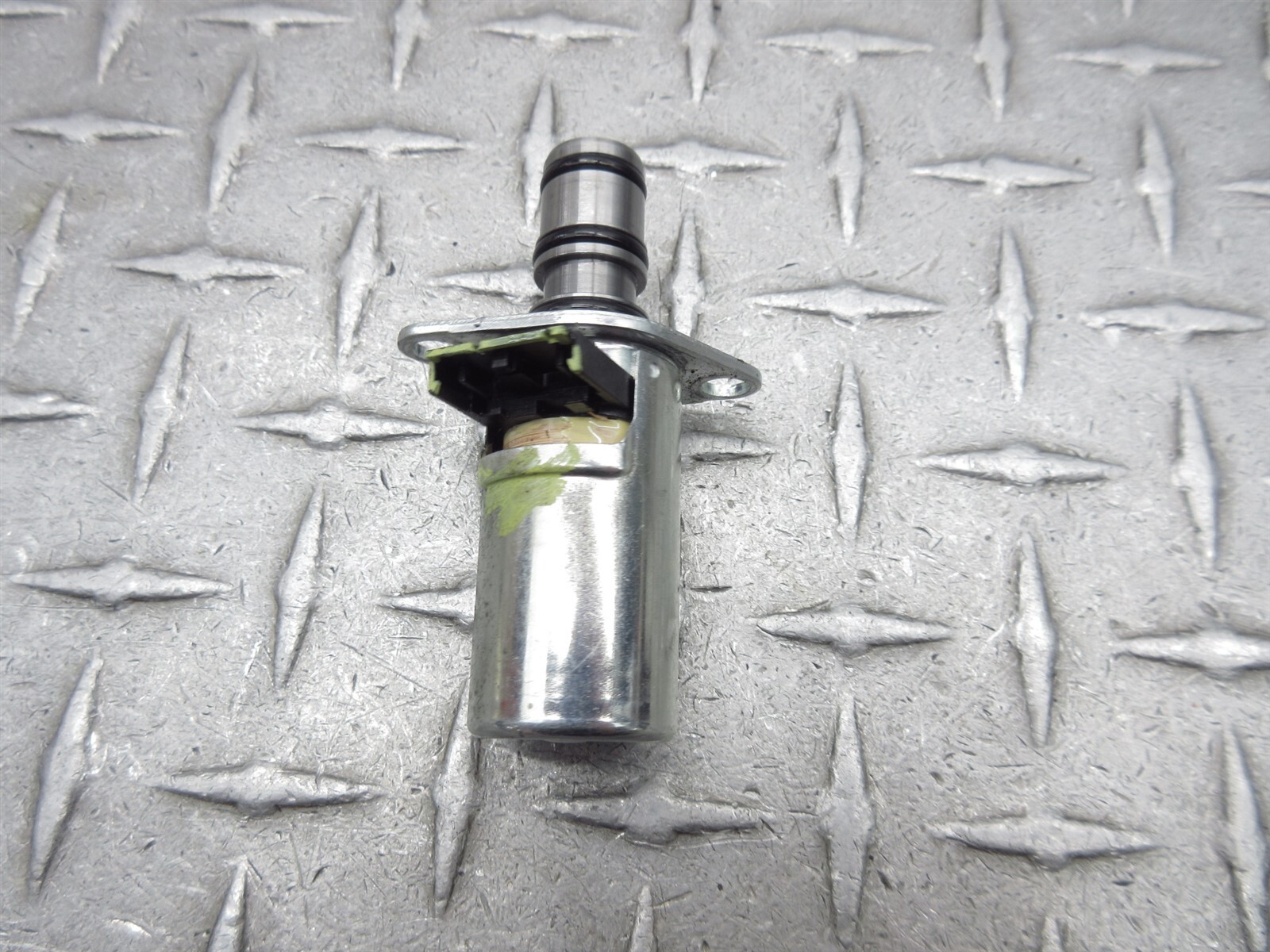 2008 Ferrari F430 Spider Roof Top Solenoid Control Regulator Valve Assembly