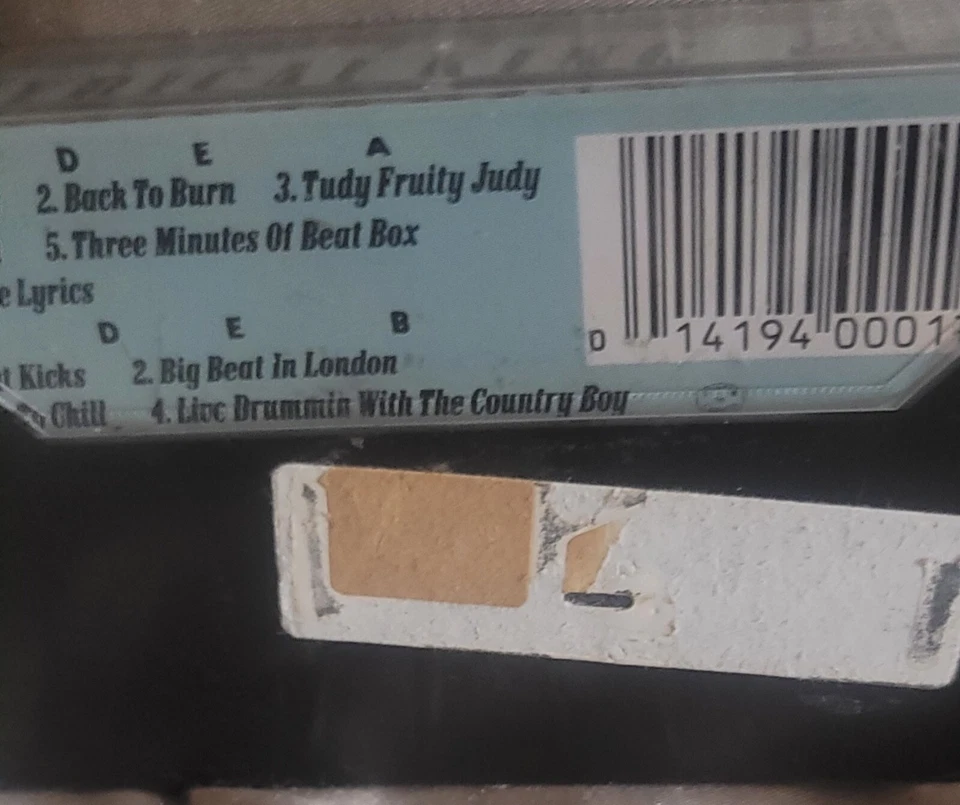 T La Rock  Lyrical King Cassette Tape Sealed (Mantronix) Sleeping Bag Records  - Image 3 of 4