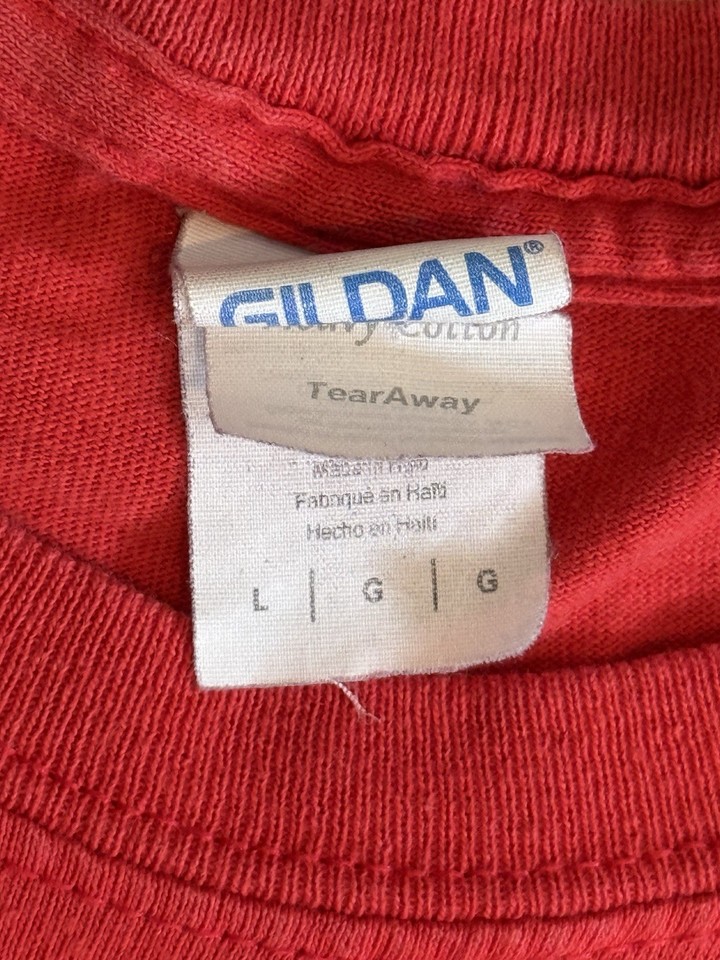 Gildan Men's Size Large Red Heavy Cotton Short Sleeve Crew Neck Pocket ...
