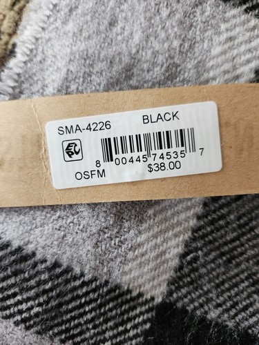 STEVE MADDEN SCARF NEW W/Tags. Beautiful Plaid. New with Tags - Picture 5 of 6