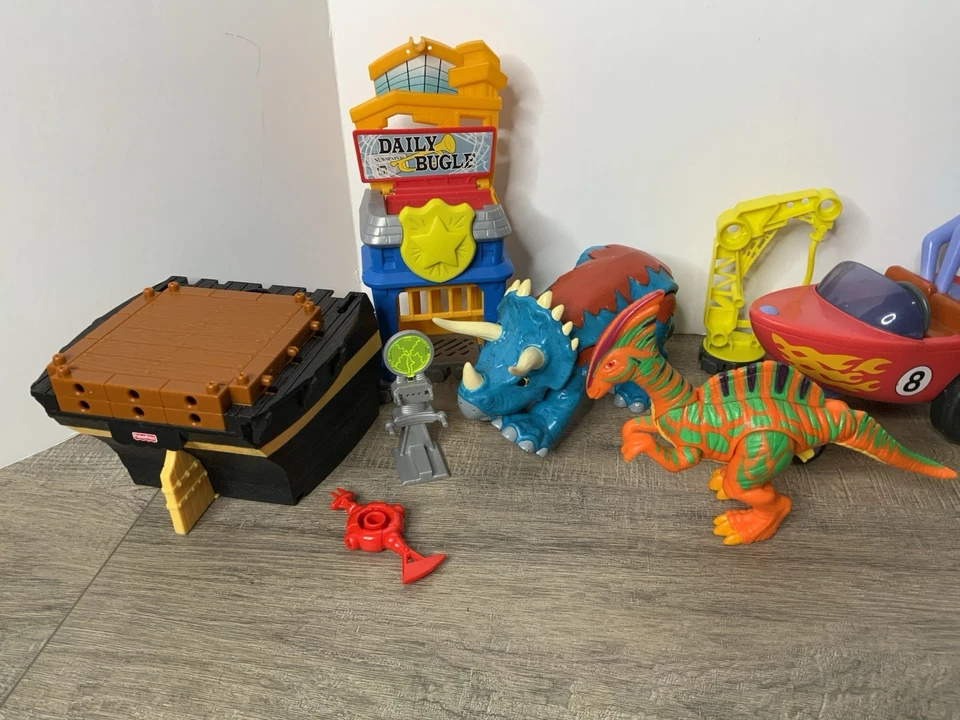 Imaginext Marvel Caveman Bob Esponja Fondo de Bikini Fisher Price Conjunto de Helicóptero Foto 3 de 4