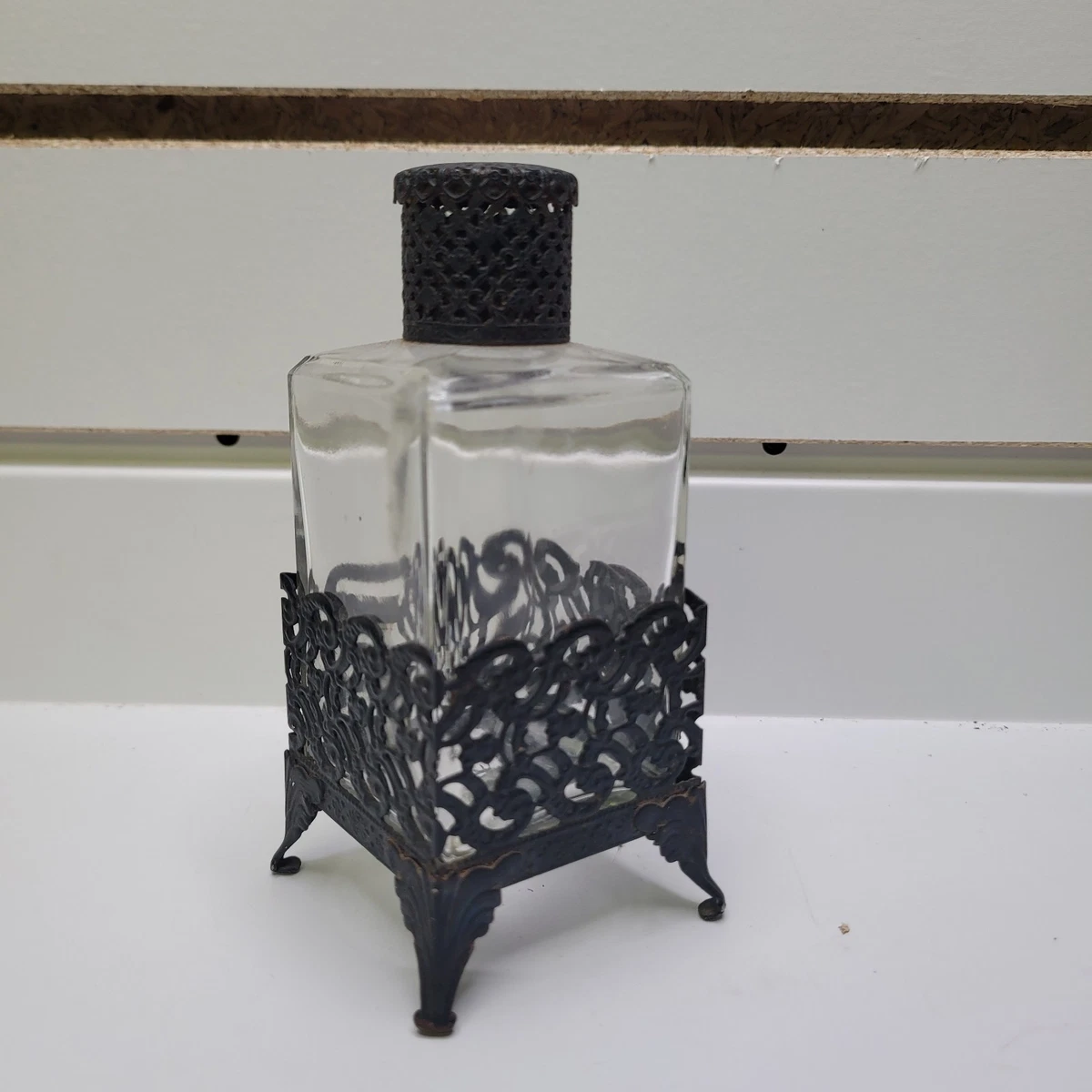 アンティークのお化粧瓶セットお値下げしました Glass Original Clear Collectible Decorative 1900-1919 Time Period