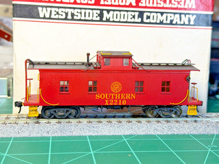 Westside Model Brass Southern Caboose X2210 Trucks NOT Attached! PLEASE READ!