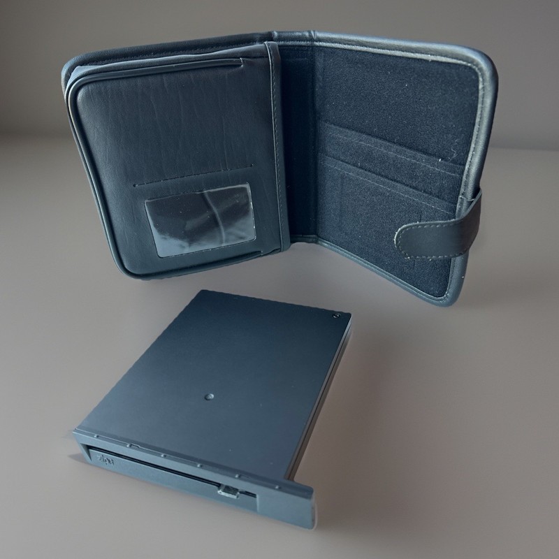 Dell Inspiron 7000 Notebook Laptop Zip Drive 100MB 4918D & Storage Case UNTESTED