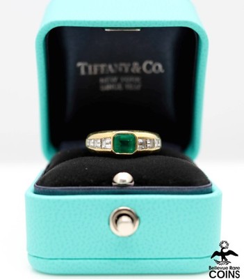 Tiffany & Co. ~0.55 CTW Diamond & Emerald 18k Yellow Gold Ring w/Box size 6.5