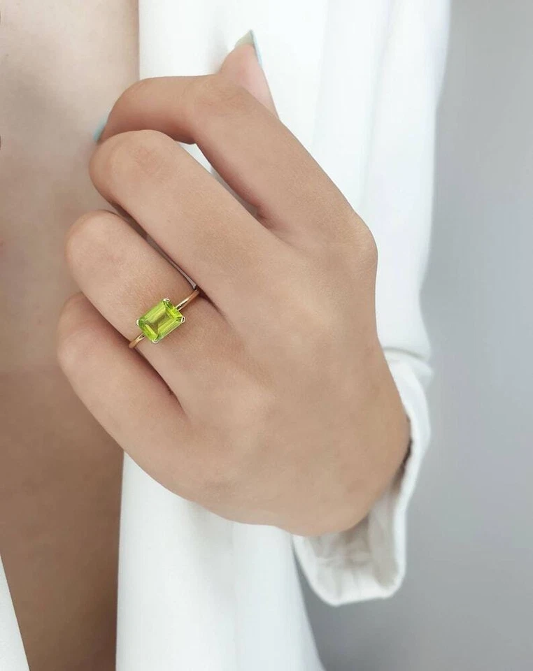 1.00 Ct Peridot Solitaire Prong Ring 10k Solid Yellow Gold - Image 4 of 4