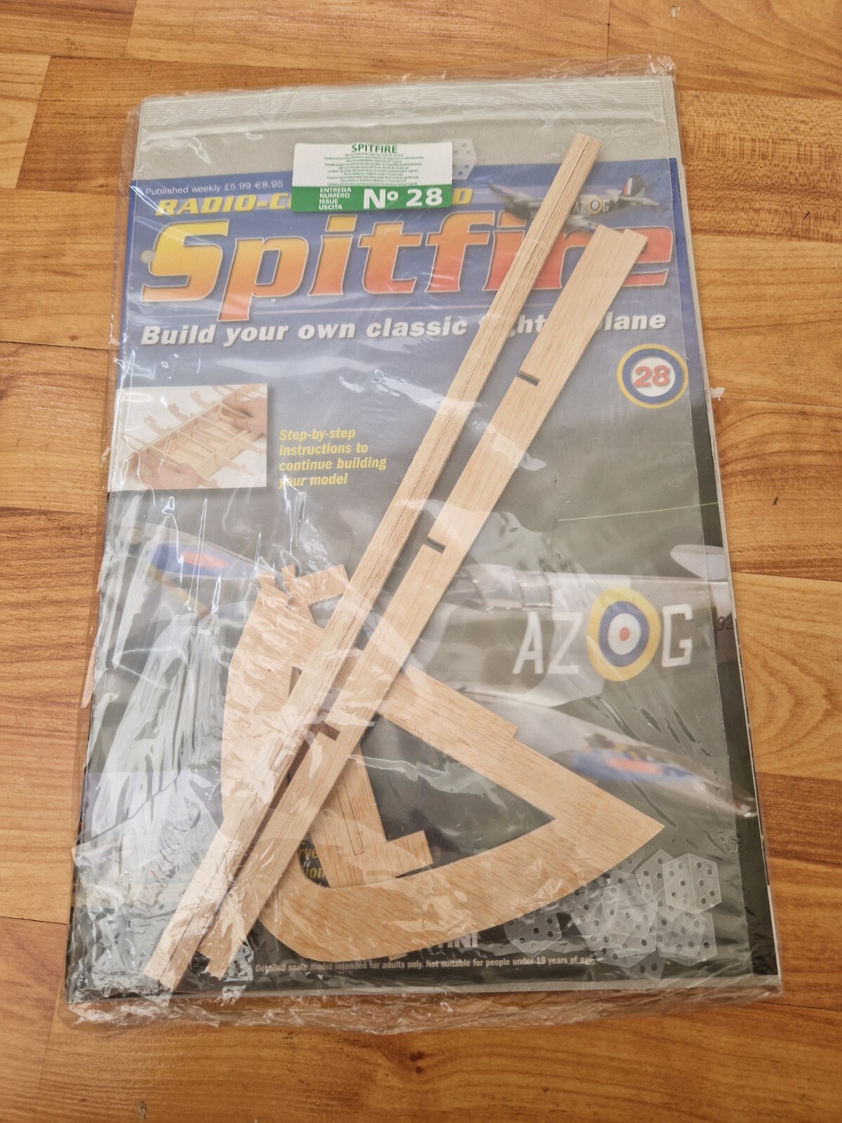 1/10 DEAGOSTINI ISSUE 28 BUILD YOUR OWN RC RADIO CONTROLLED SPITFIRE MODEL PLANE