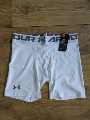 white under armour compression shorts