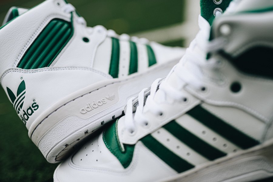 adidas RIVALRY HI 265mm ホワイト/レッド Amazon.com | adidas Rivalry Hi Mens Shoes Size 6, Color