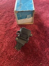 NOS GM 82-92 GM Models 3 PIN Delco Trunk Lid Pulldown Motor Relay Latch Switch