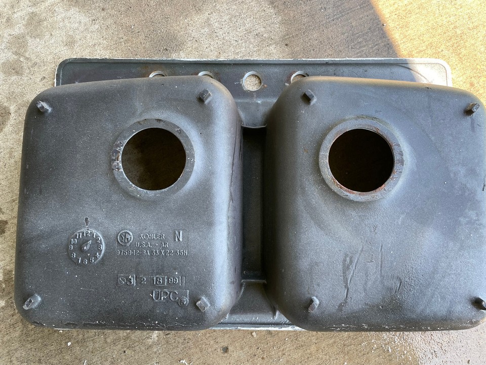 KOHLER ENAMLED CAST IRON SINK USED 975942BA 33X22 35H eBay