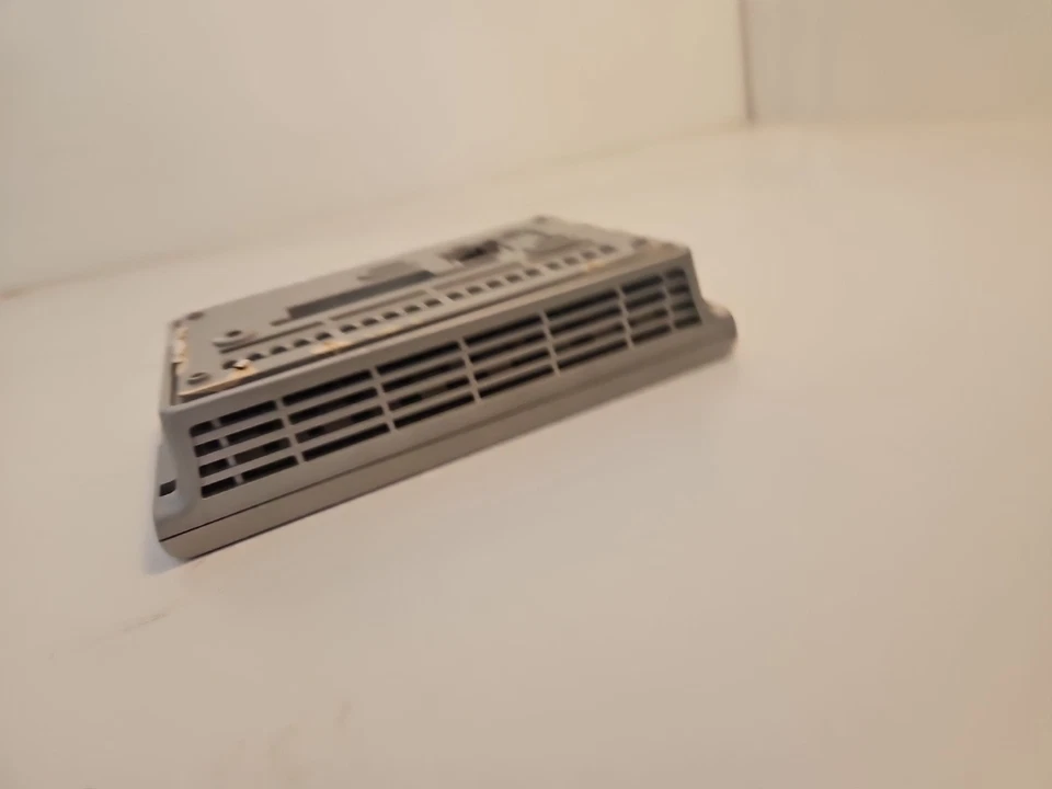 TRANE XL824 4.3 INCH SMART PROGRAMMABLE THERMOSTAT TOUCHSCREEN TCONT824AS52DBA - Image 4 of 4