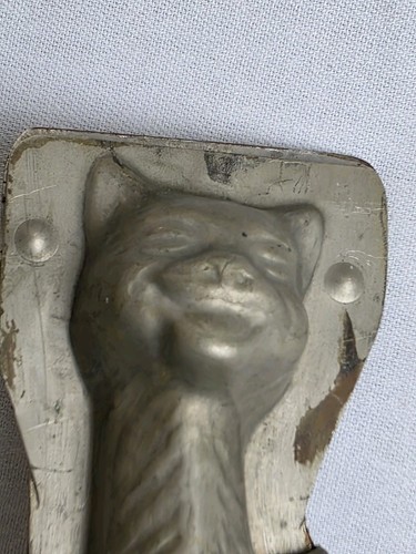3 antique Chocolate Molds With Clips Father Christmas Laughing Cat Toy Soldier - Picture 3 of 12