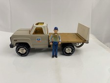 Vintage Tonka Delivery Chevron Flat Bed Truck Tailgate Lift Gate Pickup W Guy Vintage Tonka Delivery Chevron Flat Bed Truck Tailgate Lift Gate Pickup W Guy