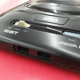 Sega Mega Drive 2 II MD2 Console HAA-2502 & Mega CD2 HAA-2912 Tested