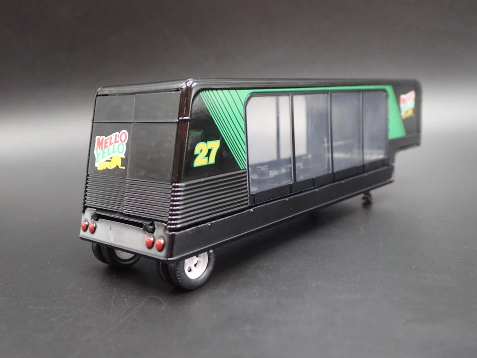 Mello Giallo Finestrino Auto Hauler Rimorchio Apertura Porta 1:64 Modello Auto - Immagine 2 di 4