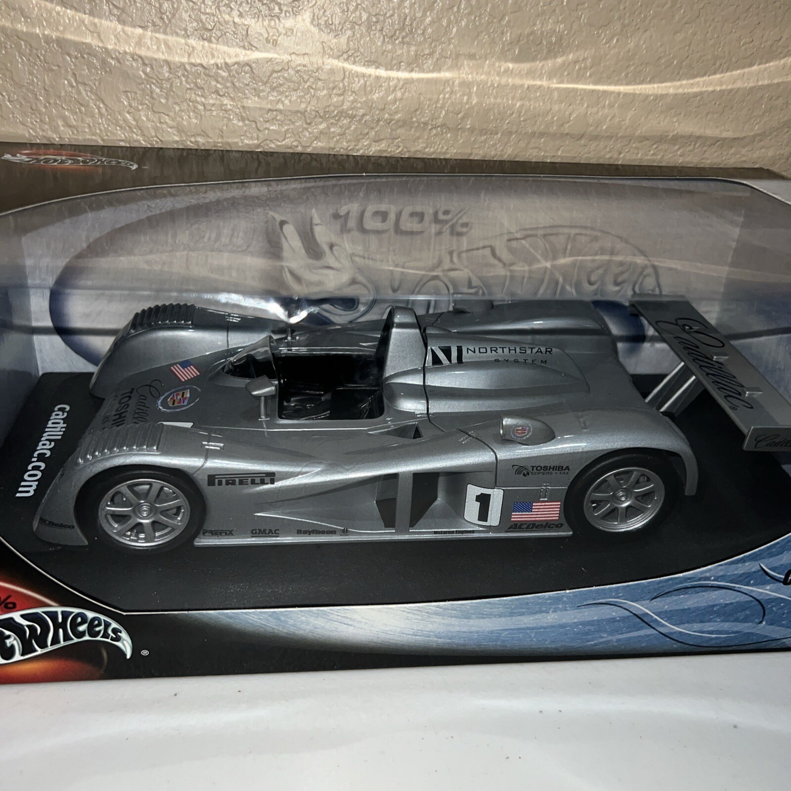 1 18th Scale Hot Wheels 2000 Alms Riley and Scott