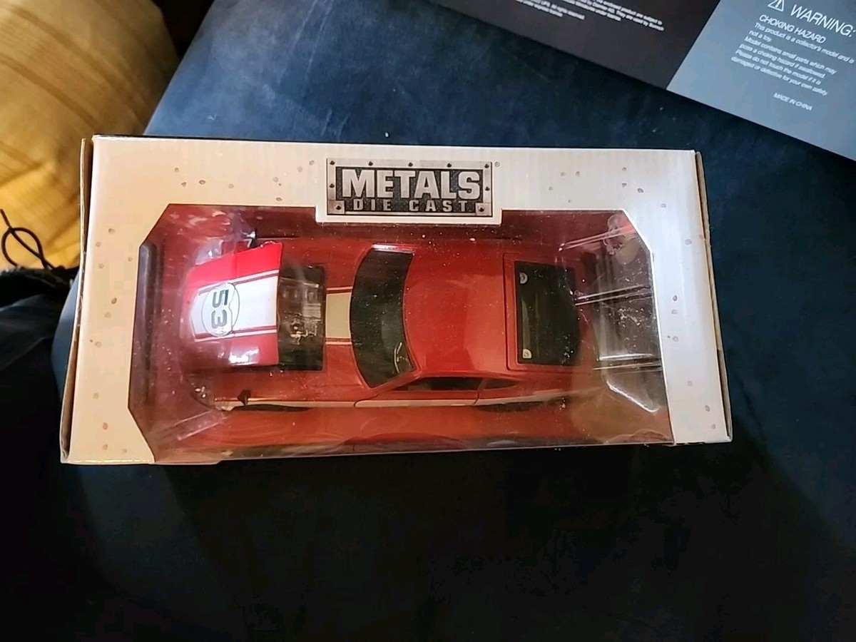 Jada Toys 1/24 1972 ダットサン240Z Amazon.com: 1972 Datsun 240Z Black and Red Metallic with