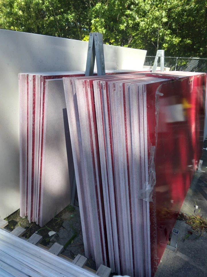 Quartz Slab Polished Red sparkling 96x48x 3/4 (Sq Ft ) for countertop - Image 2 of 2