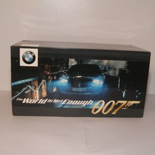 Kyosho 1:18 James Bond BMW Z8 Collectors Model The World Is Not Enough