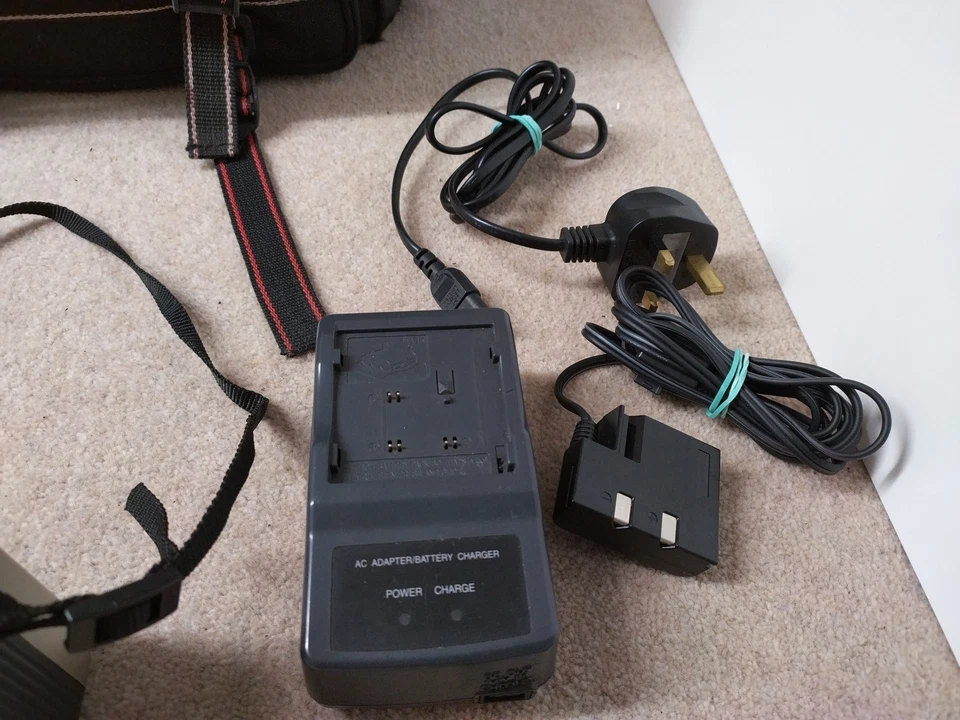Sharp Viewcam VL-E630 Video8 Camcorder - Working, Read Description - Image 4 of 4