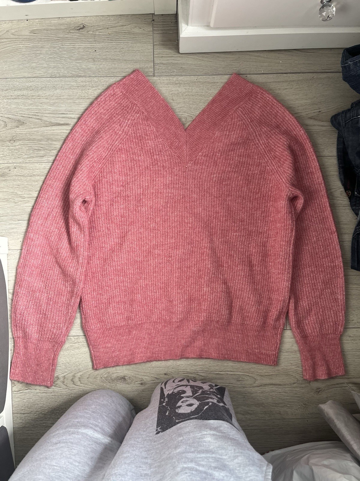 Primark pink v neck jumper women’s size small image 2