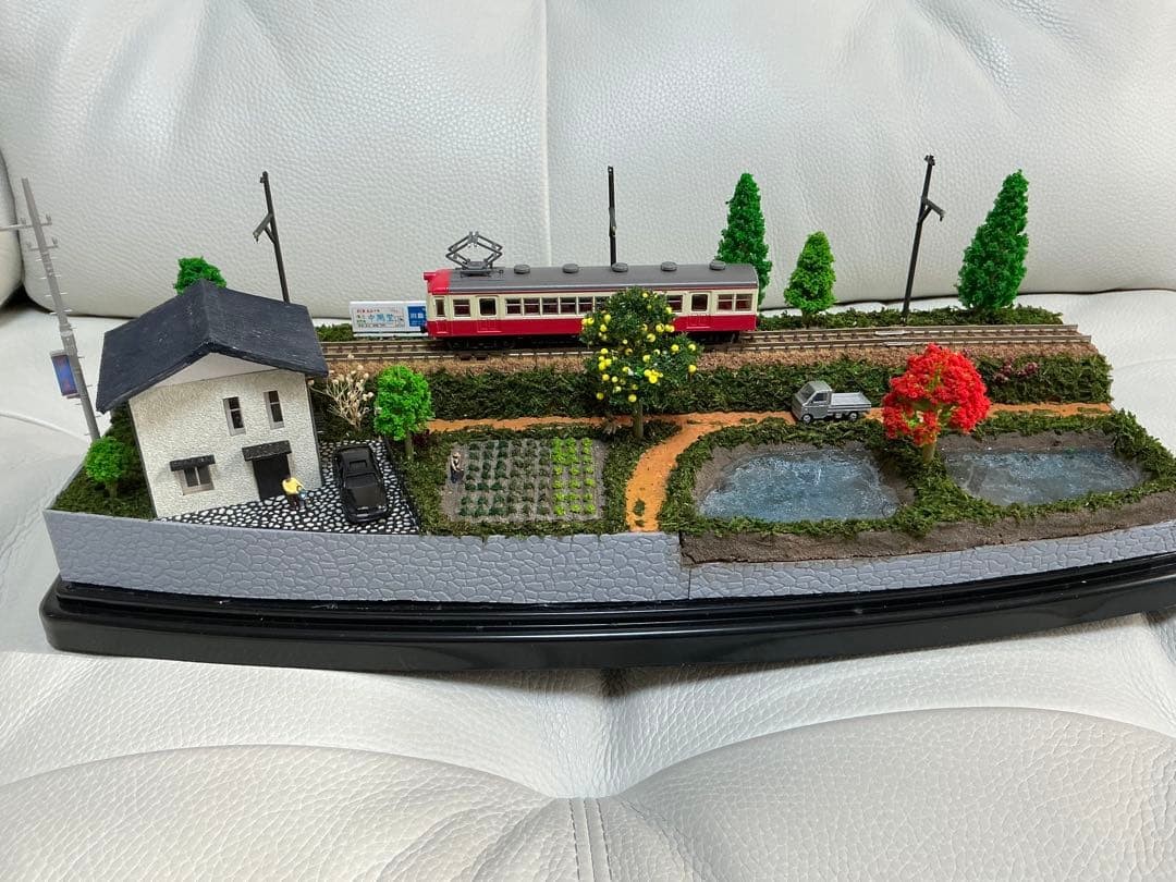 Model Railroad Diorama N Gauge Scenery of the Railroad Running Beside Tabata Cle