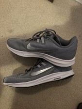 Nike Running Women’s Gray/White/Silver Lace-Up Mesh Sneakers